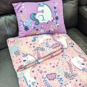 Twin quilt set